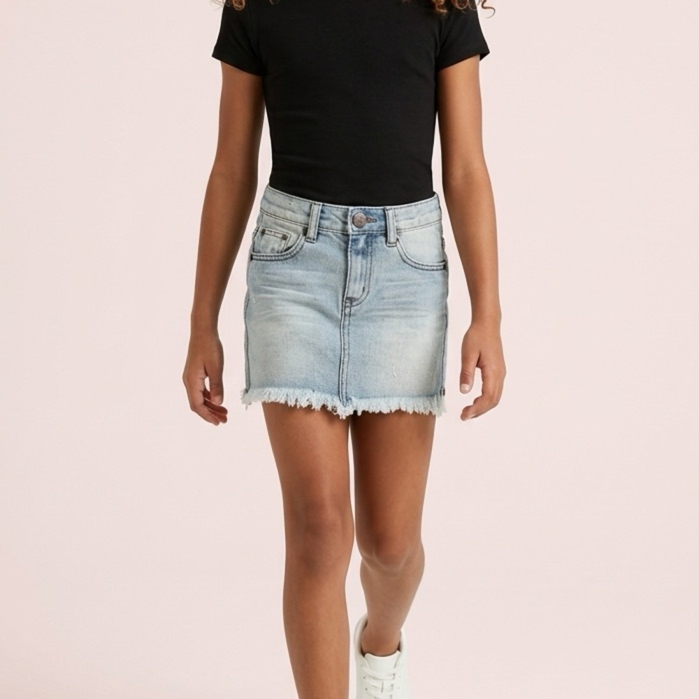 NWT - ONE TEASPOON - Girls High Waisted Mini Skirt - Size 6-7 - Antique Denim